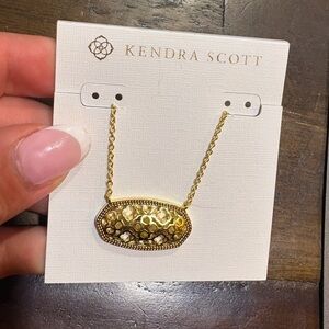 NWT Kendra Scott Dollie Gold Necklace